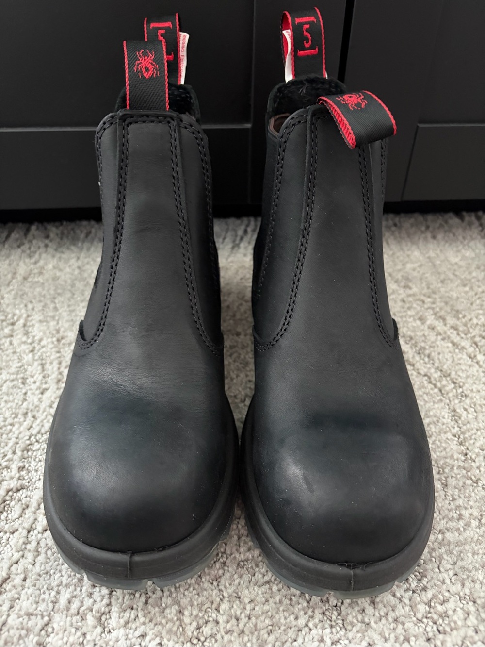 Redback Boots Black Chelsea Ankle Boots with Red Pull Tabs
